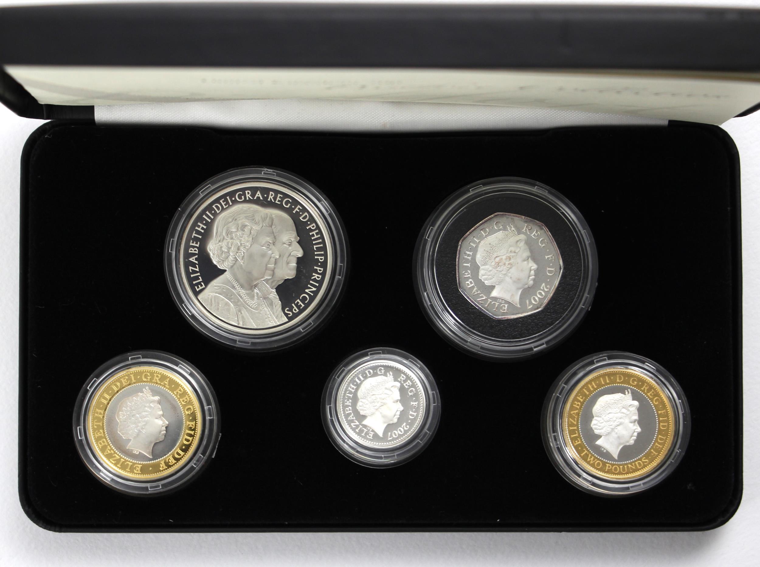 Elizabeth II (1952-2022), The Largest and Purest Year of Three Kings silver Coin, 2011, Proof, no. - Image 3 of 5