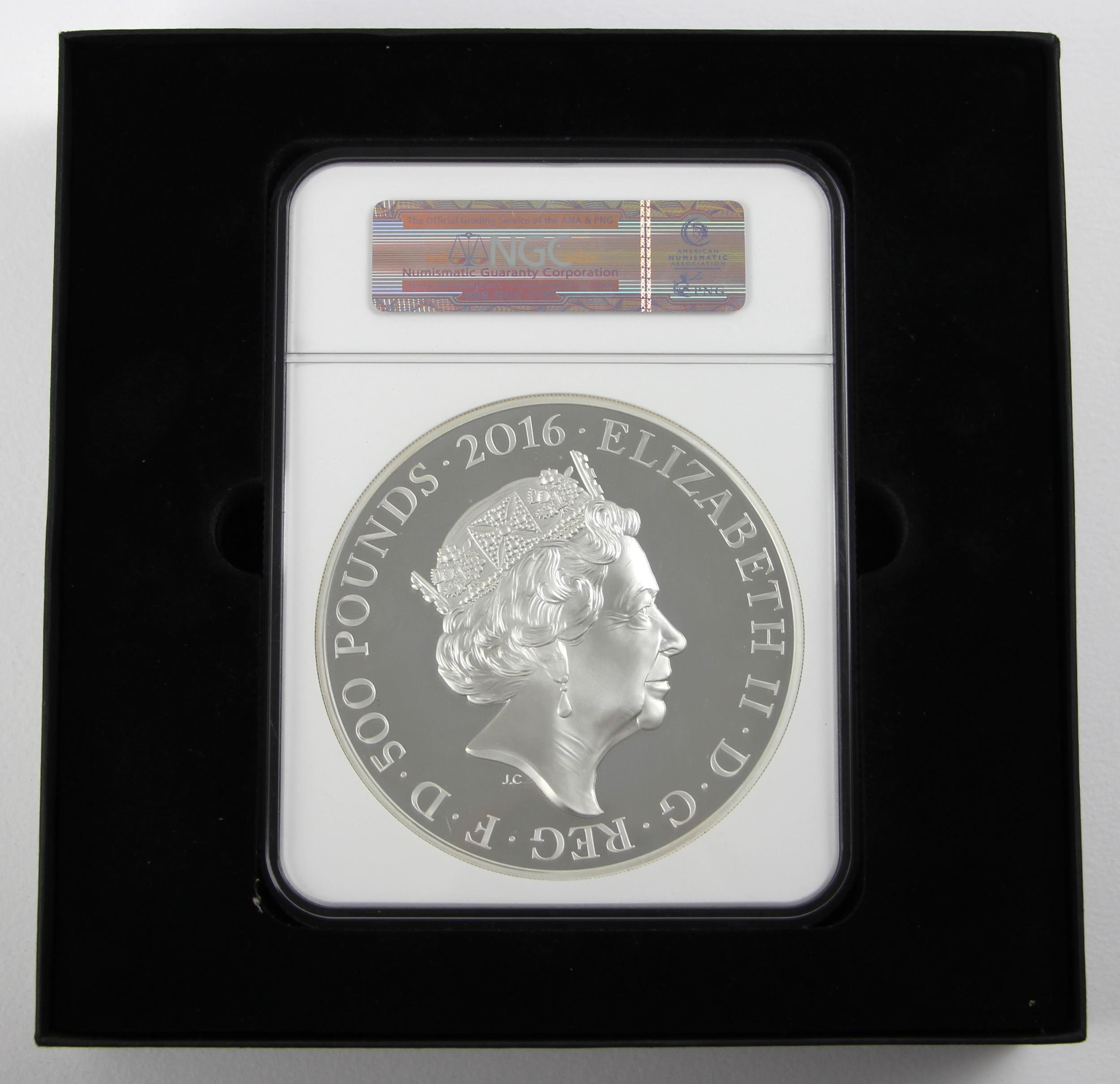 Elizabeth II (1952-2022), 90th Birthday 1kg £500, 2016, One of First 200 Struck, encapsulated and