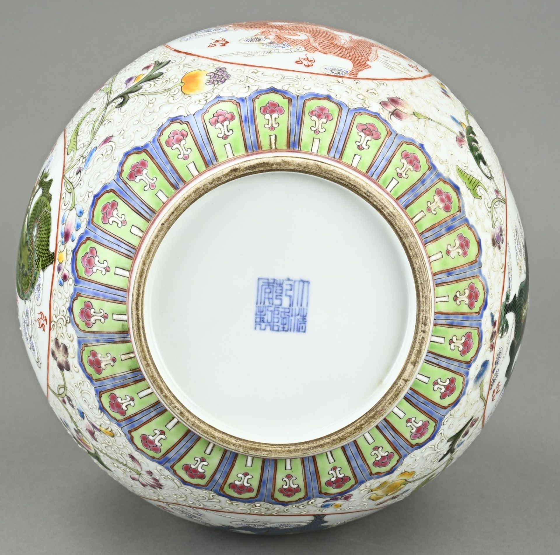 Chinese vase, H 40.8 cm. - Image 3 of 3