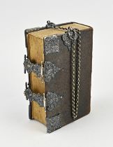 Staphorster Bible with silverware
