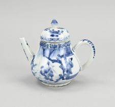 Antique Chinese tea pot
