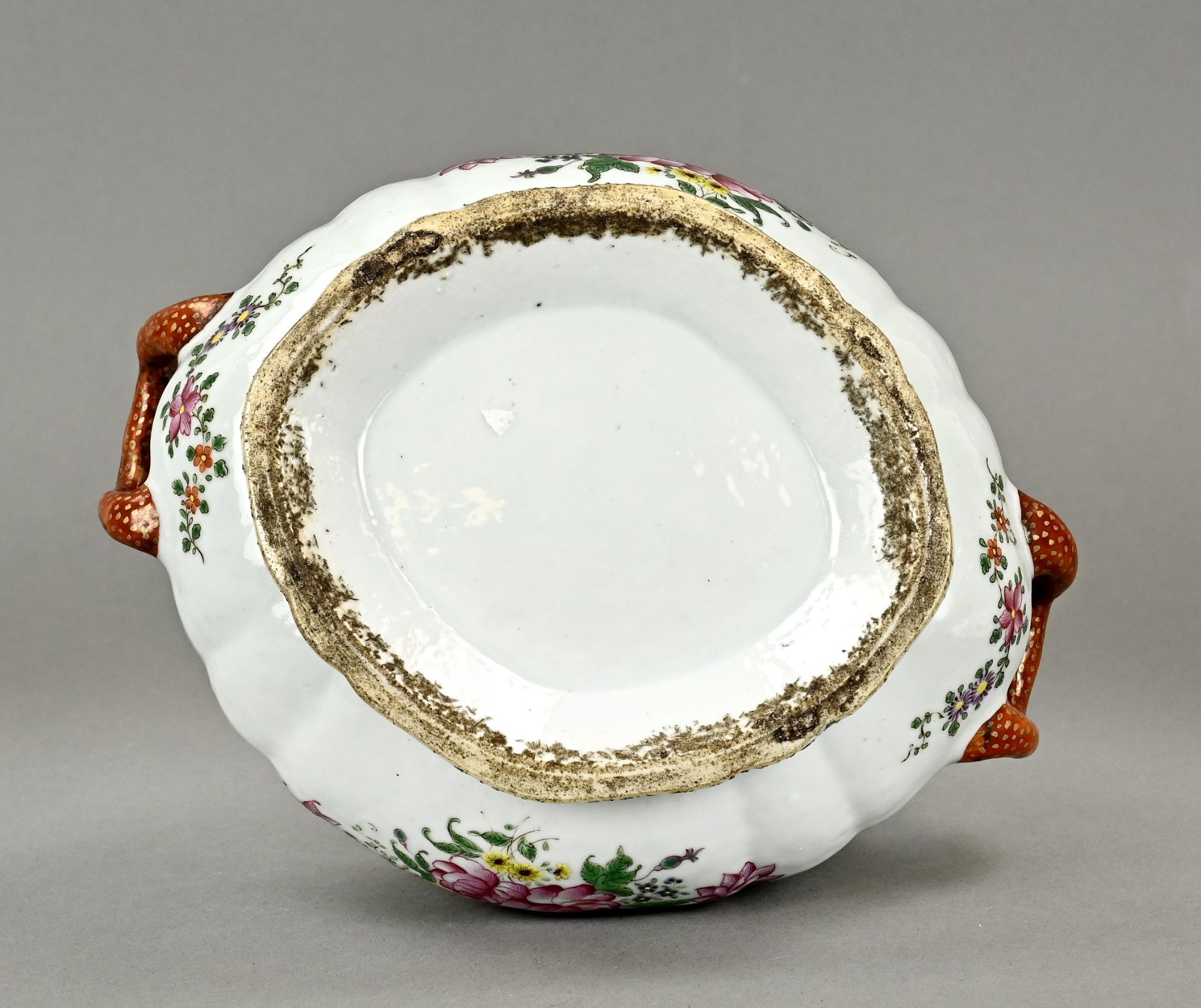 Chinese porcelain terrine - Image 2 of 2