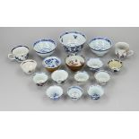 17x Various Chinese porcelain
