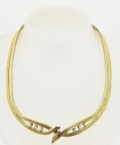 Gold choker with diamond