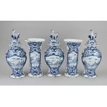 5-piece Delft cabinet set, H 28 - 37 cm.