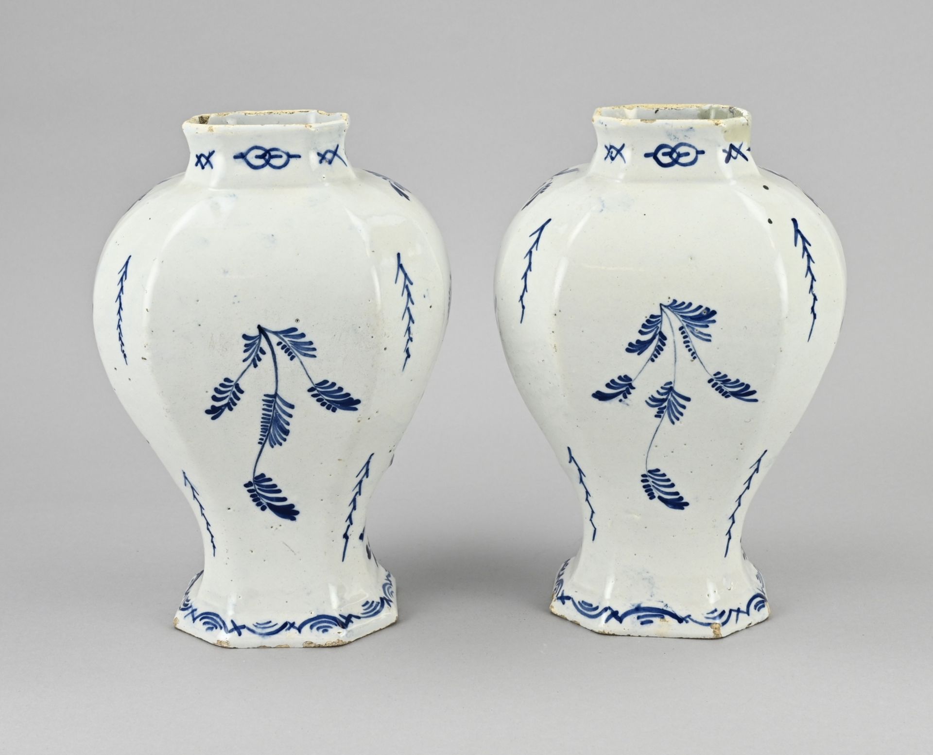 2x Delft vase, H 26 cm. - Bild 2 aus 3