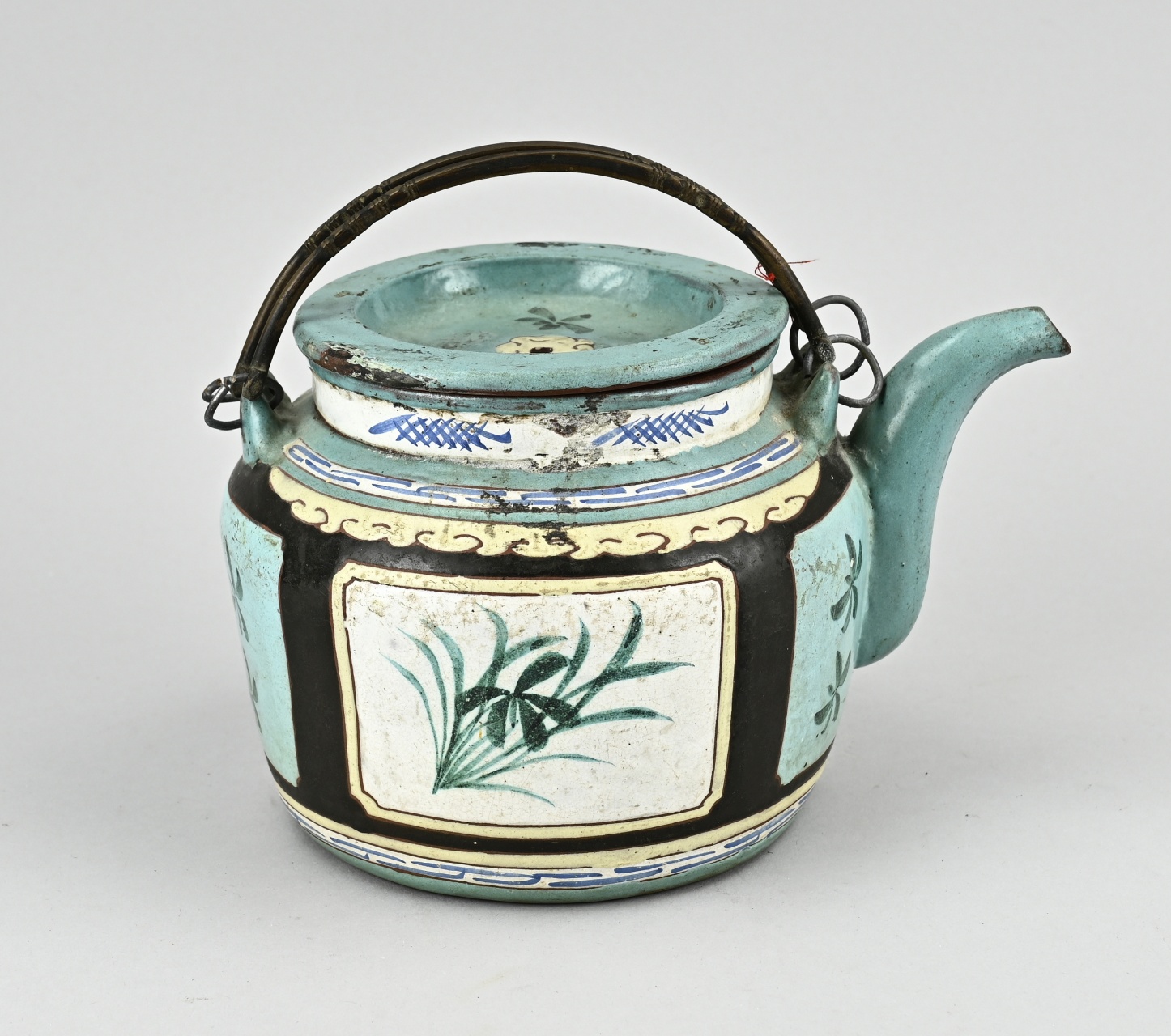 Yixing teapot Ã˜ 15 cm. - Image 2 of 3