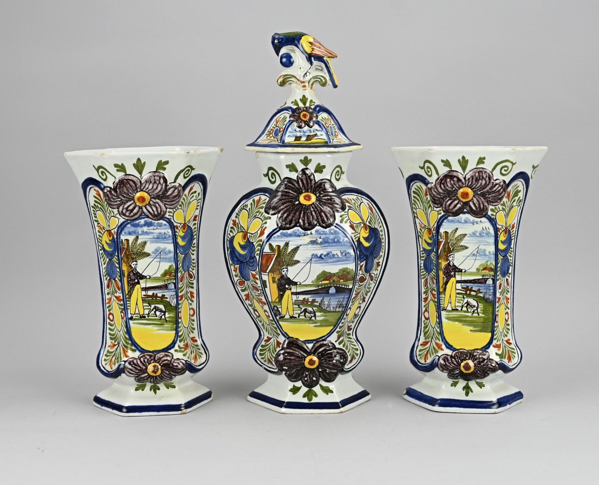 3-piece Delft cupboard set