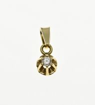 Gold diamond pendant