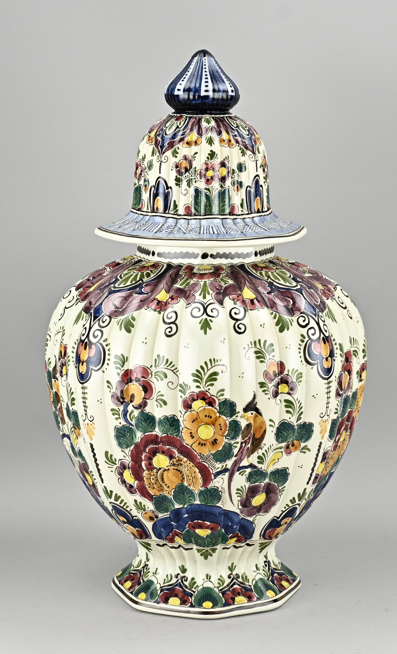 Delft lidded jar