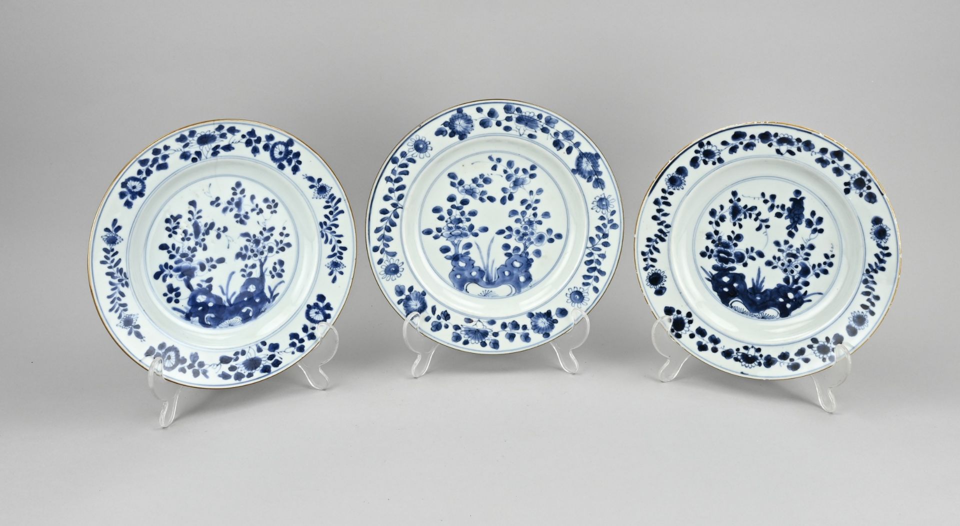 3x Chinese plate Ã˜ 22 cm.