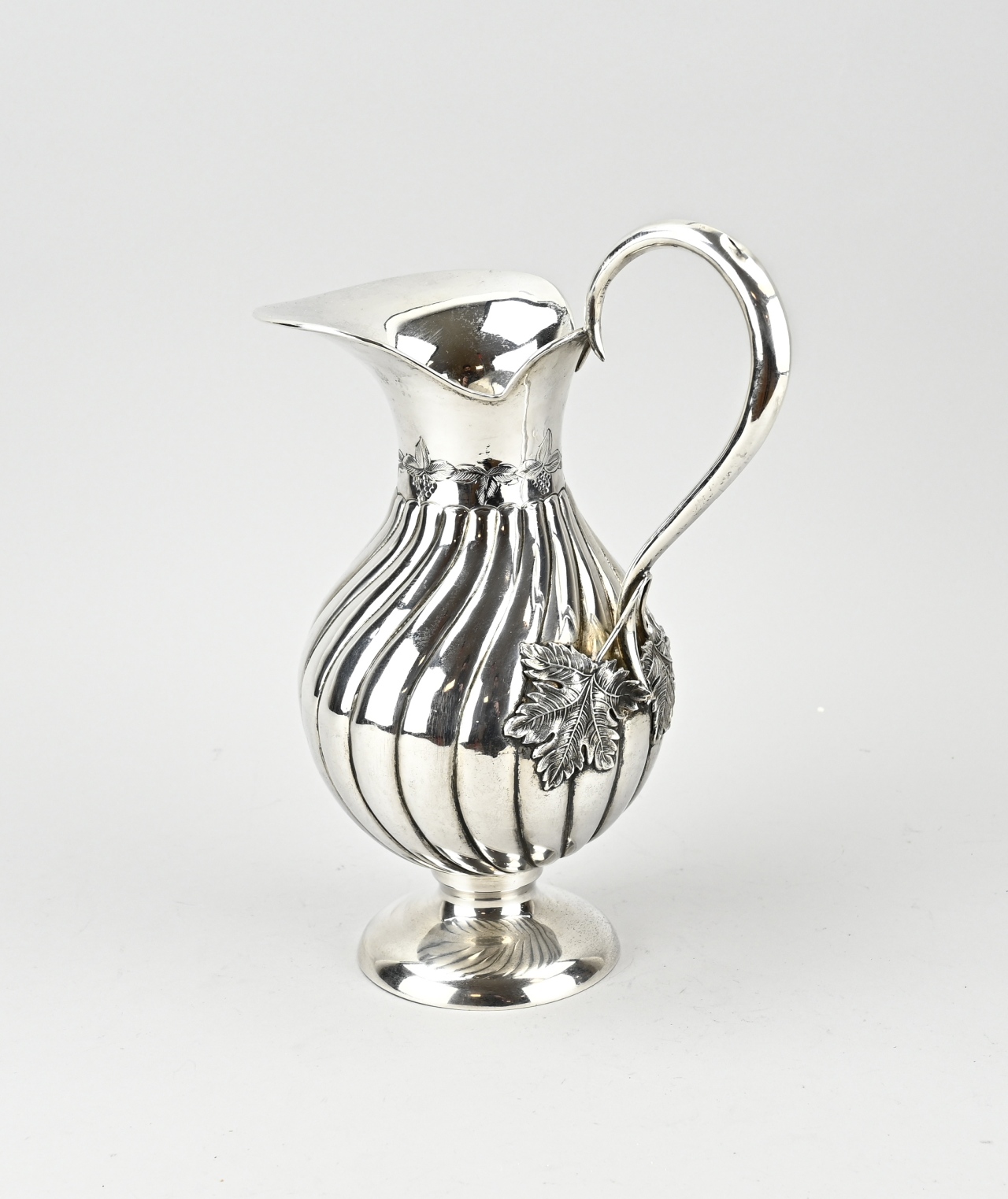 Silver water jug - Image 2 of 2