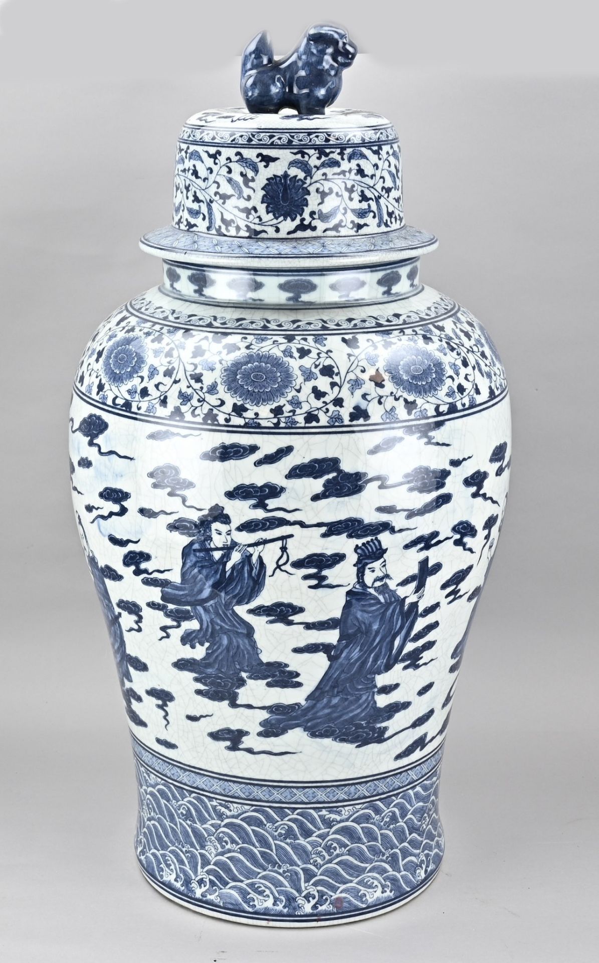 Chinese lidded vase, H 86 cm.