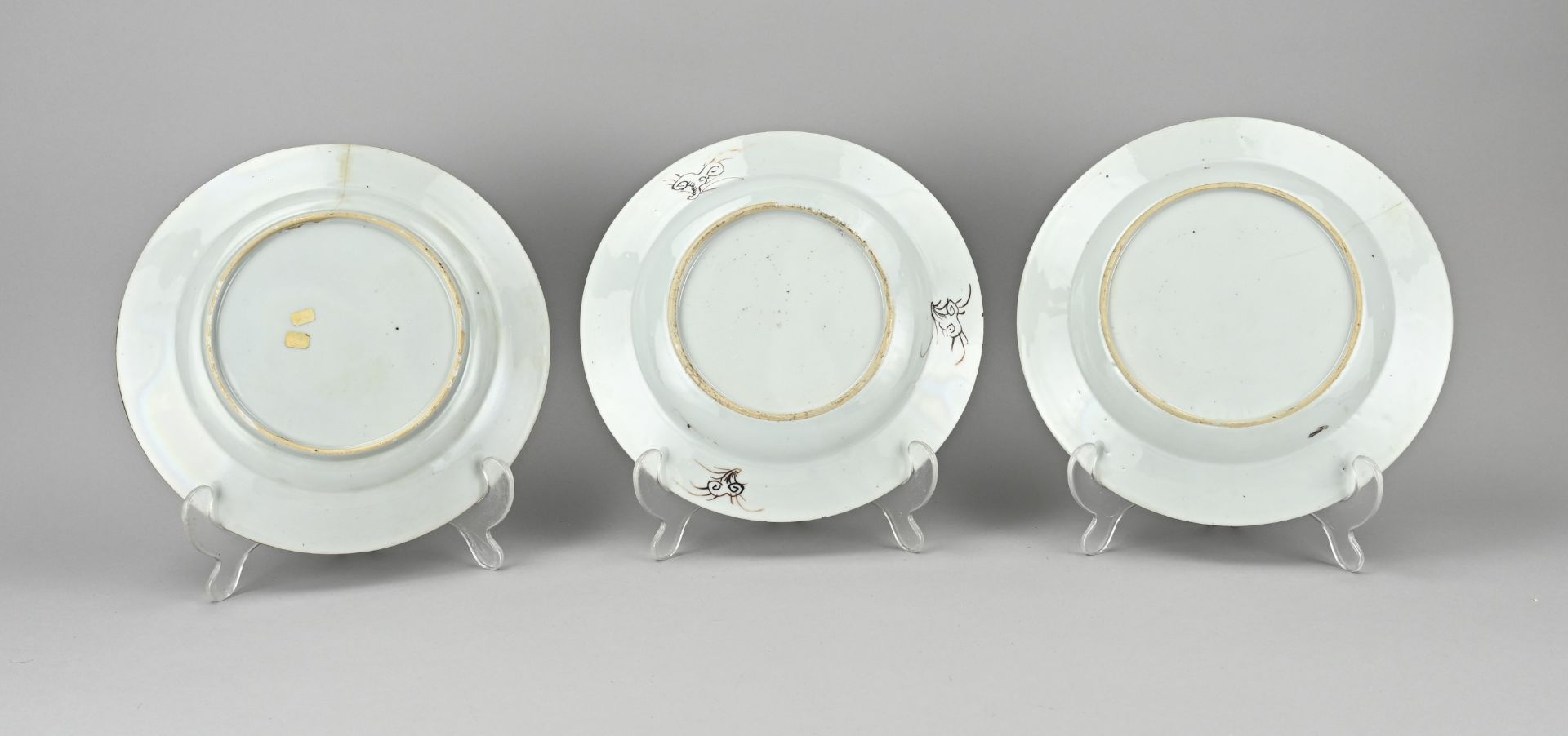 3x Family Rose plate Ã˜ 22.3 - 22.7 cm. - Image 2 of 2