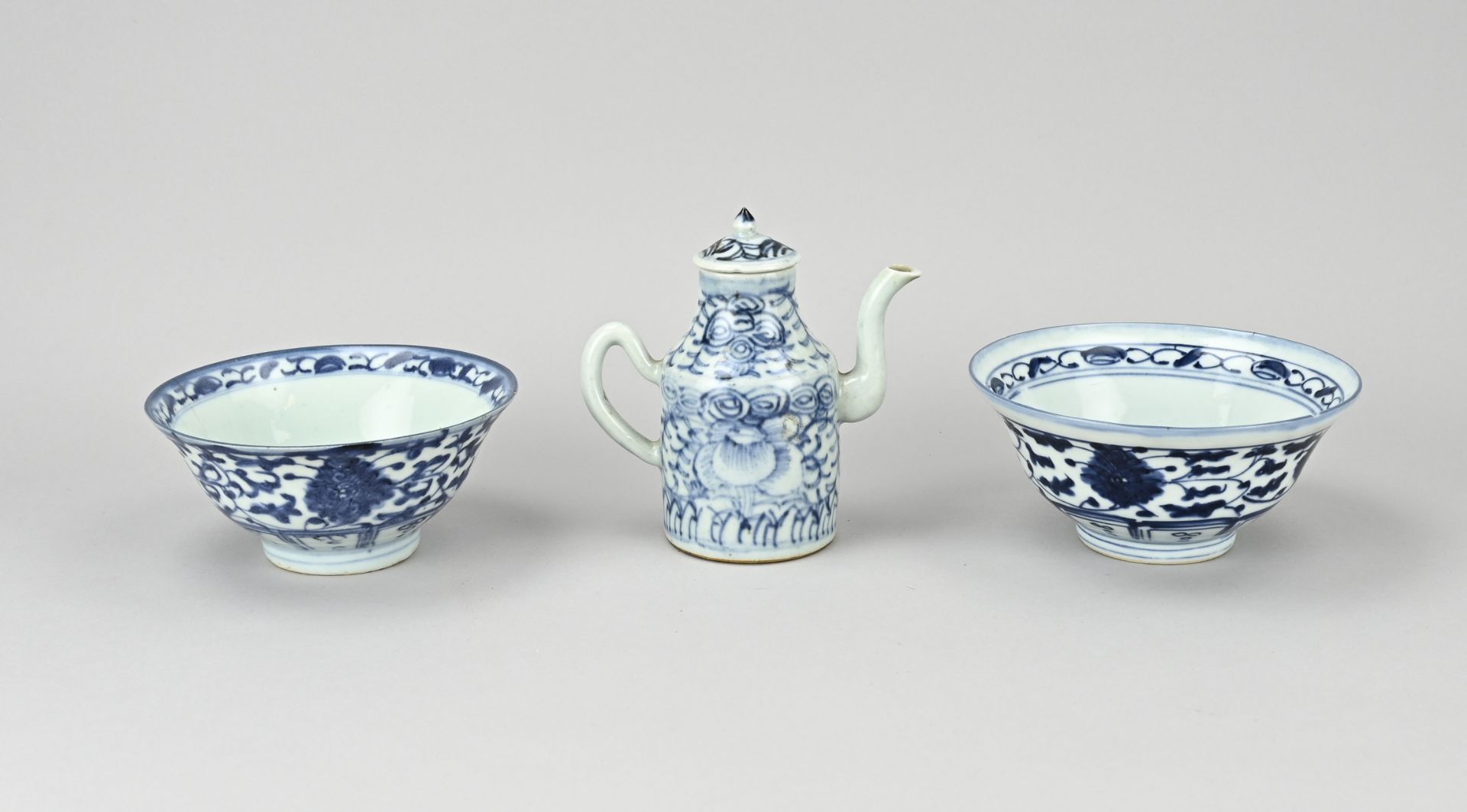 Three parts Chinese porcelain