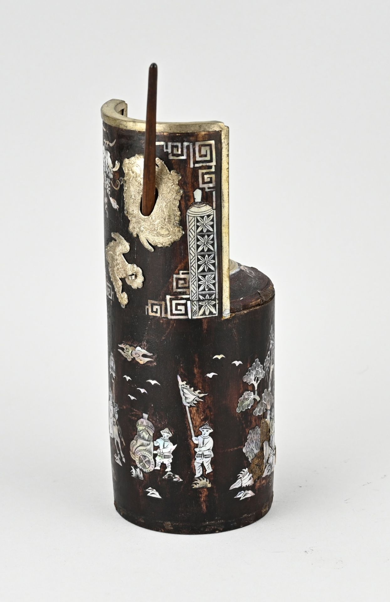 Japanese or Chinese brush pot