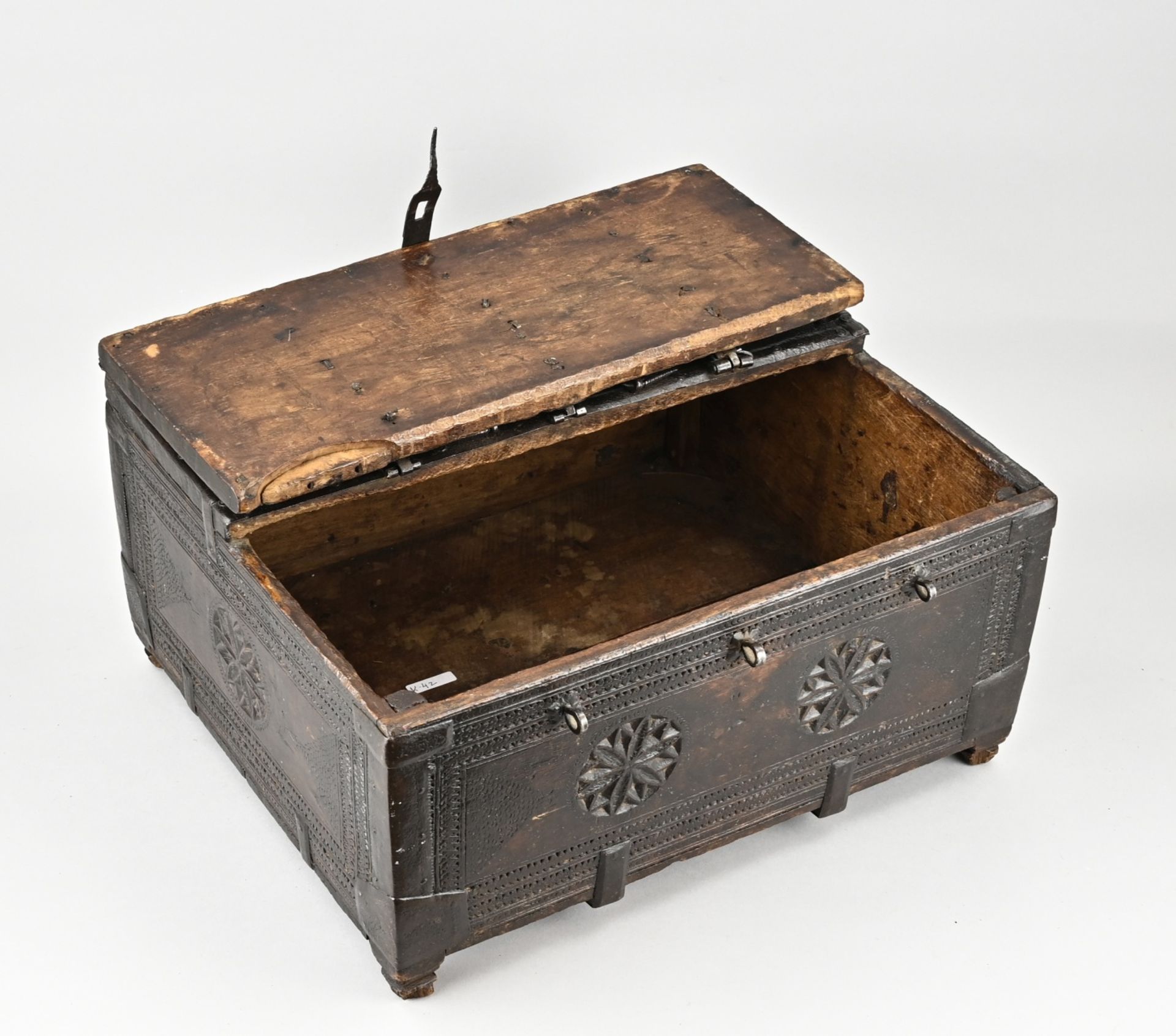 Antique document box - Image 2 of 2