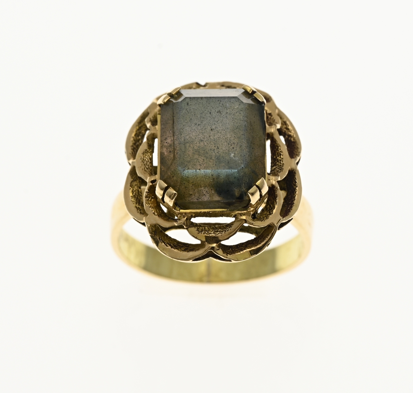 Gold ring (labradorite)