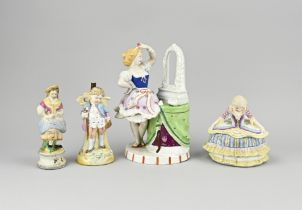 Lot of porcelain figures (4x)