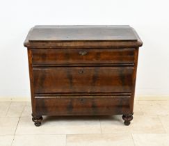 Mahogany chest of drawers, 1840