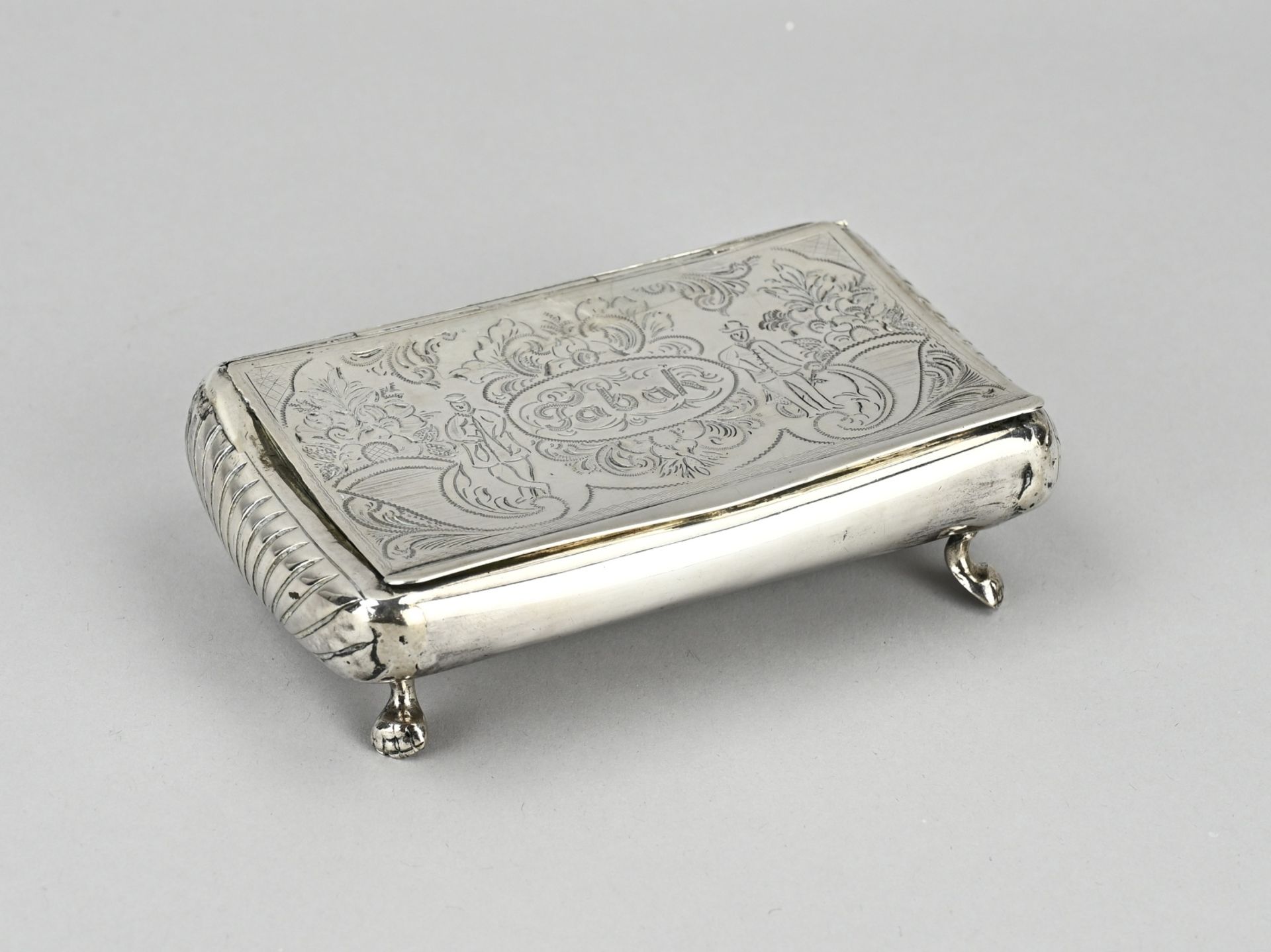 Silver tobacco box