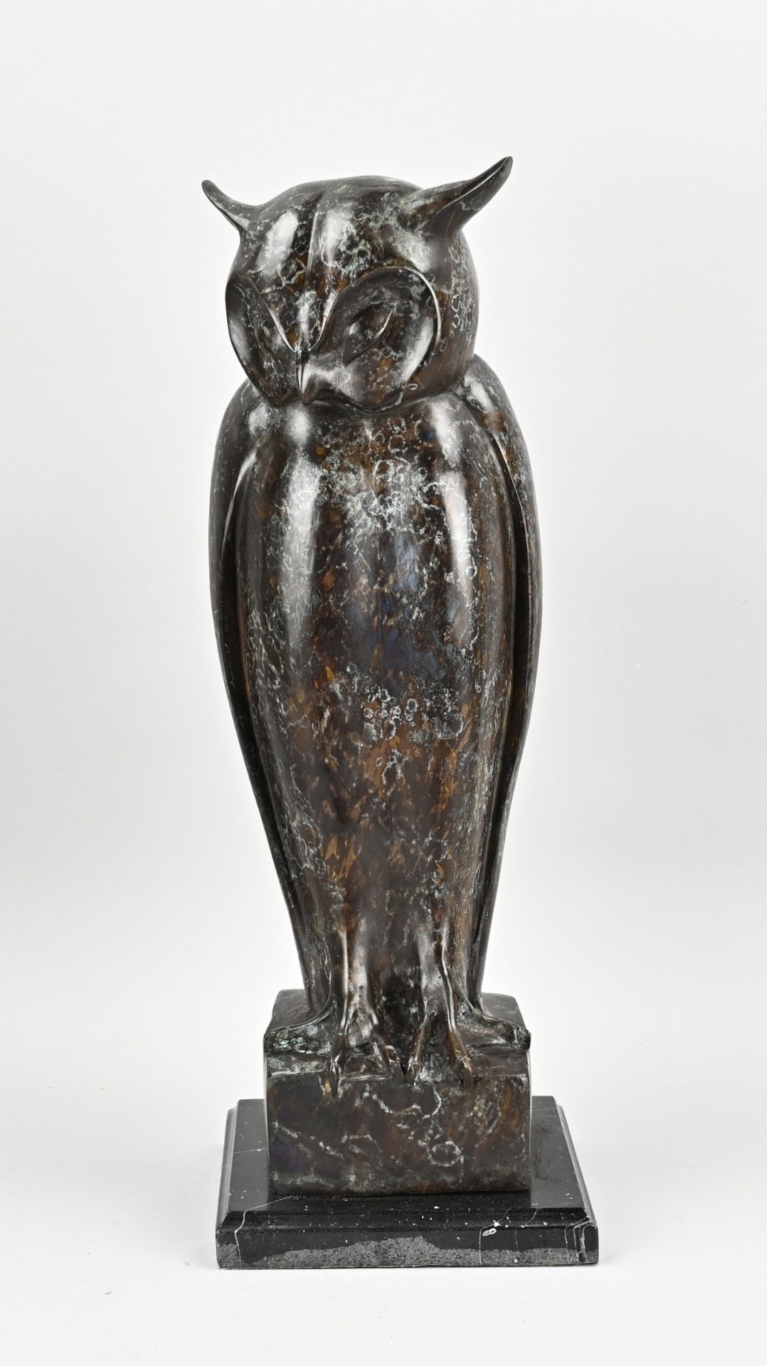 Bronze statue, Owl