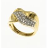 Gold ring with diamond