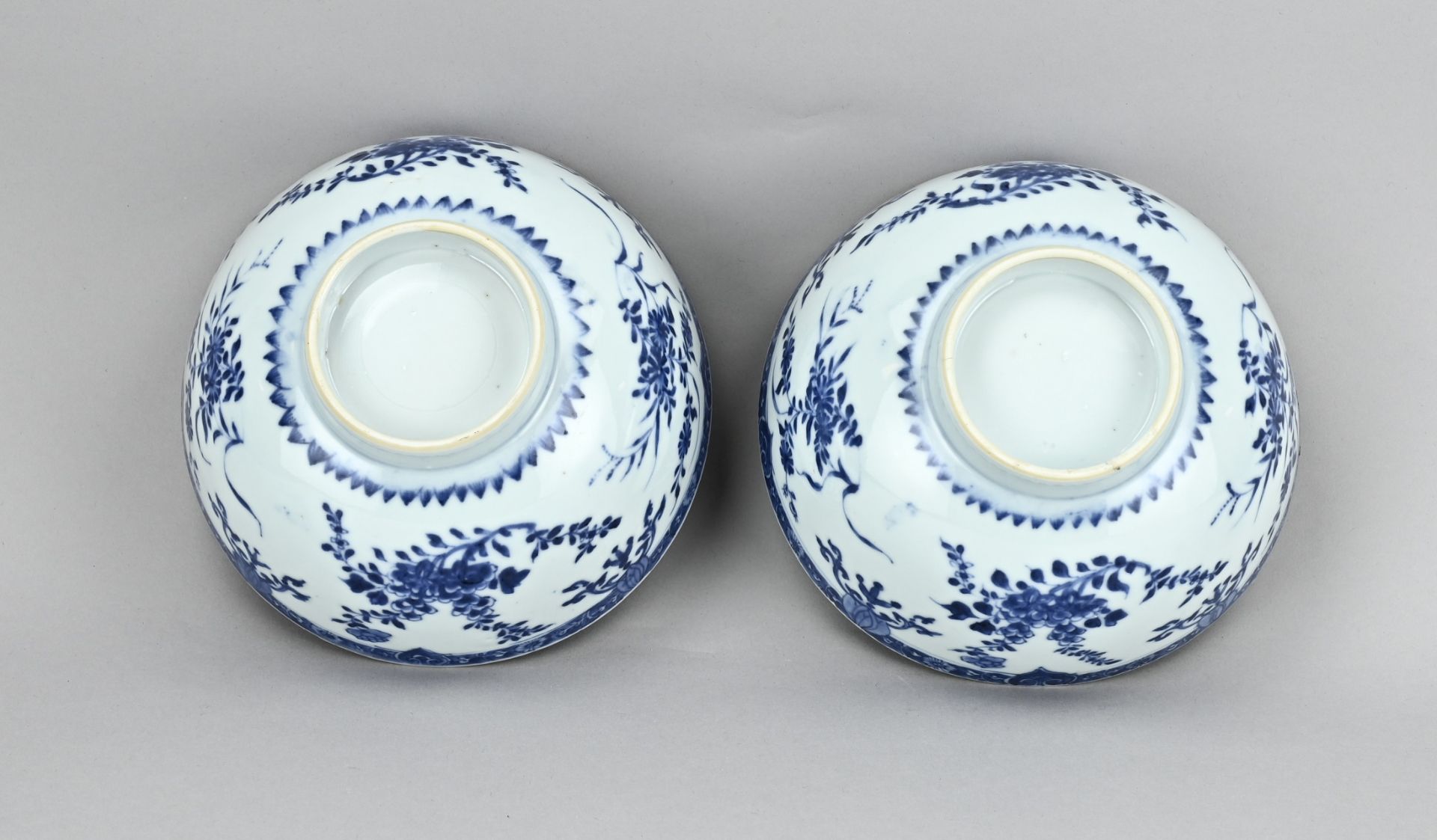 Pair of Chinese bowls Ã˜ 19 cm. - Bild 3 aus 3
