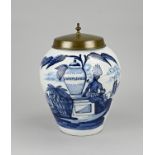 Delft tobacco jar, H 29 cm.