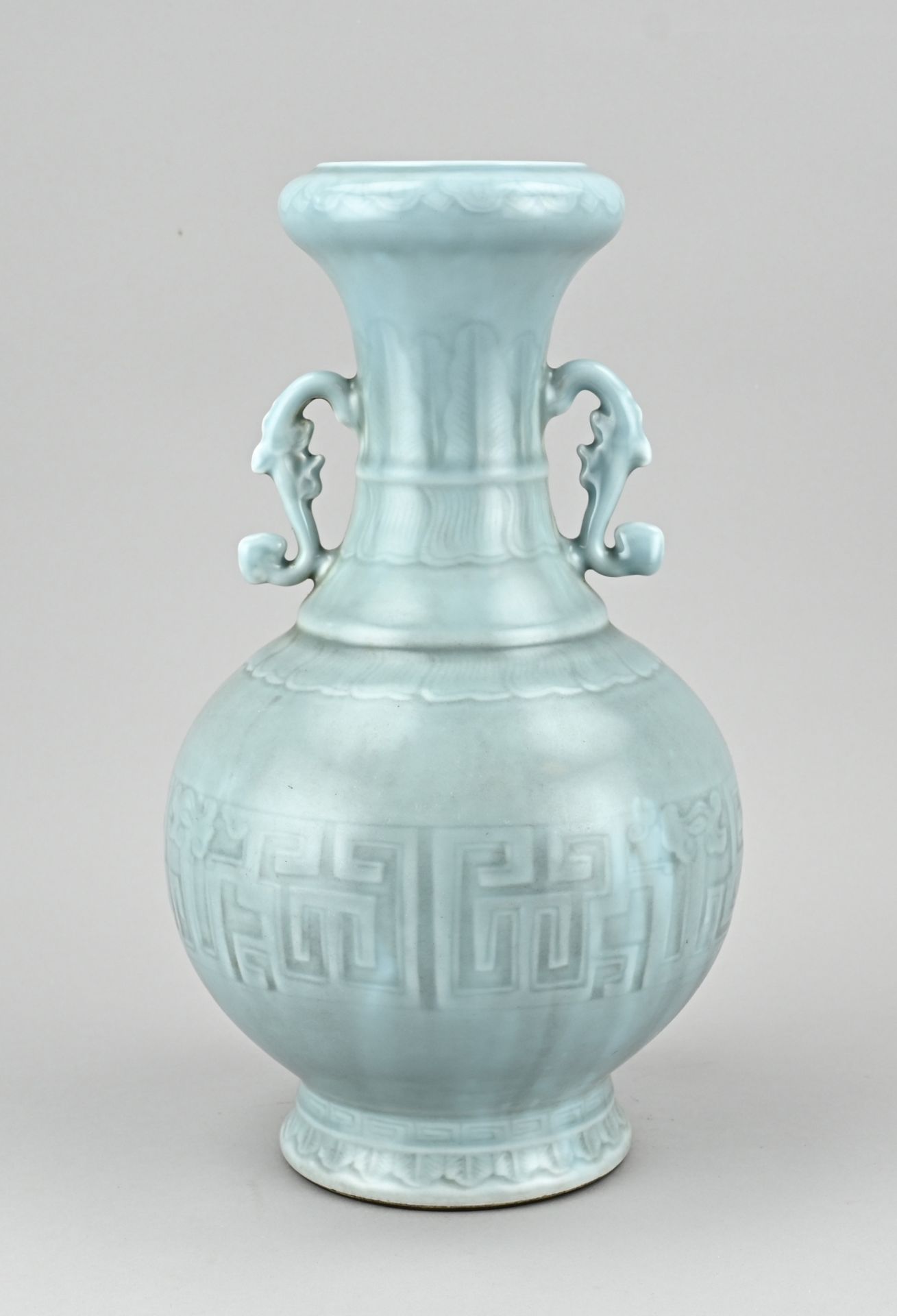 Chinese celadon vase Ã˜ 35.2 cm.