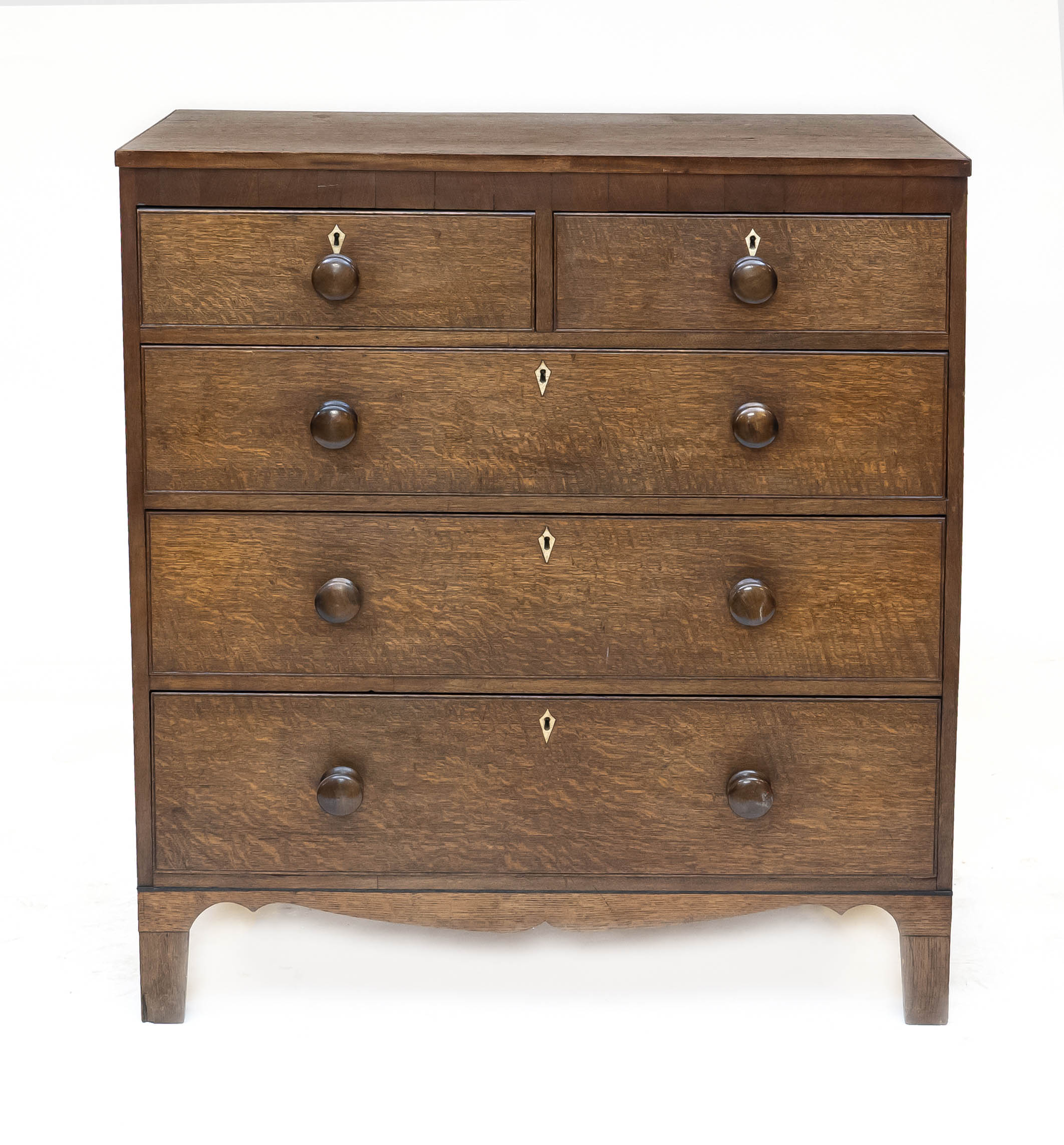 English chest of drawers, 1800