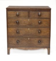 English chest of drawers, 1800