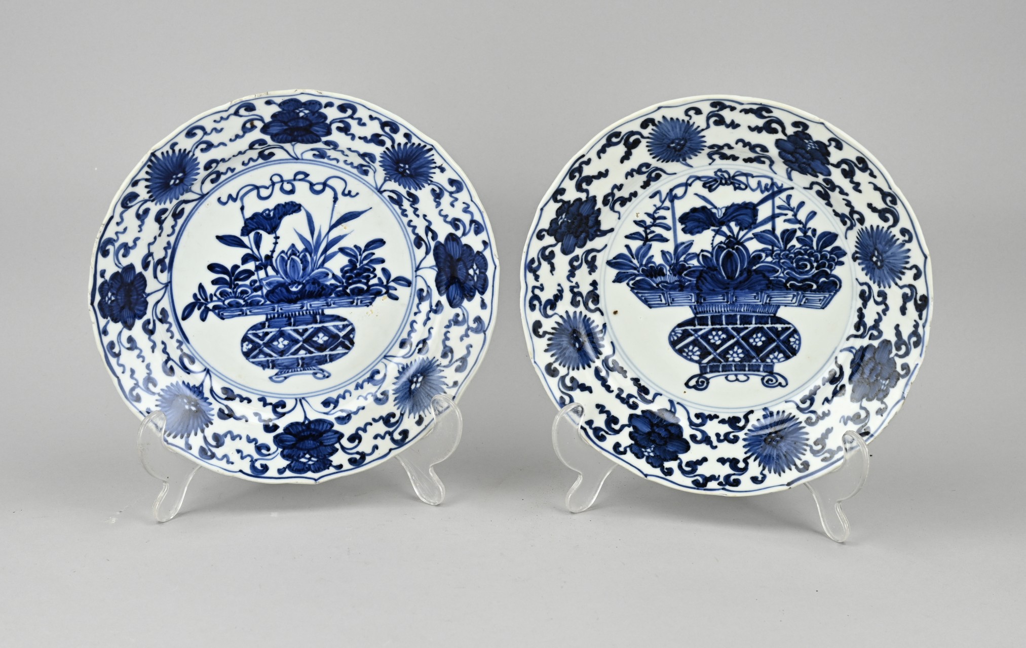 2x Kang Xi plate Ã˜ 21.2 cm.