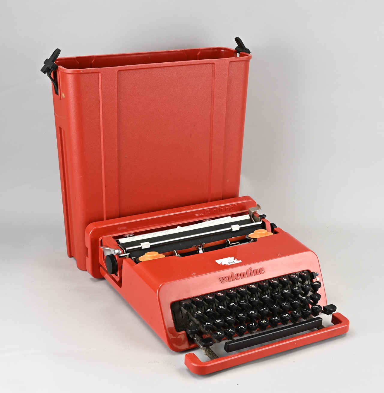 Typewriter, Olivetti Velantine