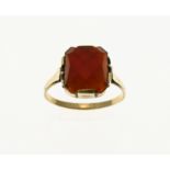 Gold ring (carnelian)