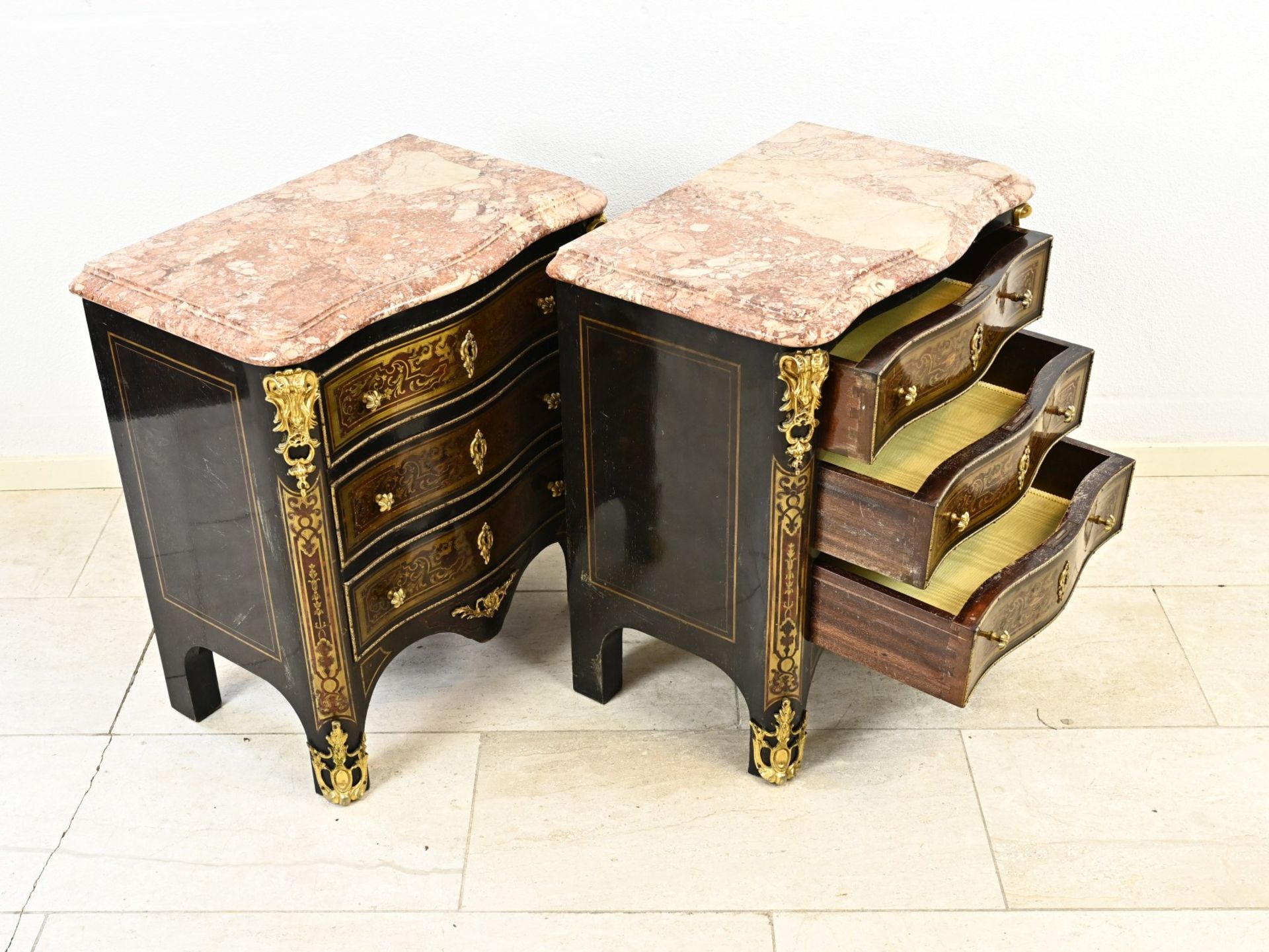 Pair of boulle bedside tables - Image 2 of 2