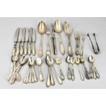 Lot of silver cutlery with medallion decor