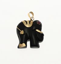 Elephant pendant with gold