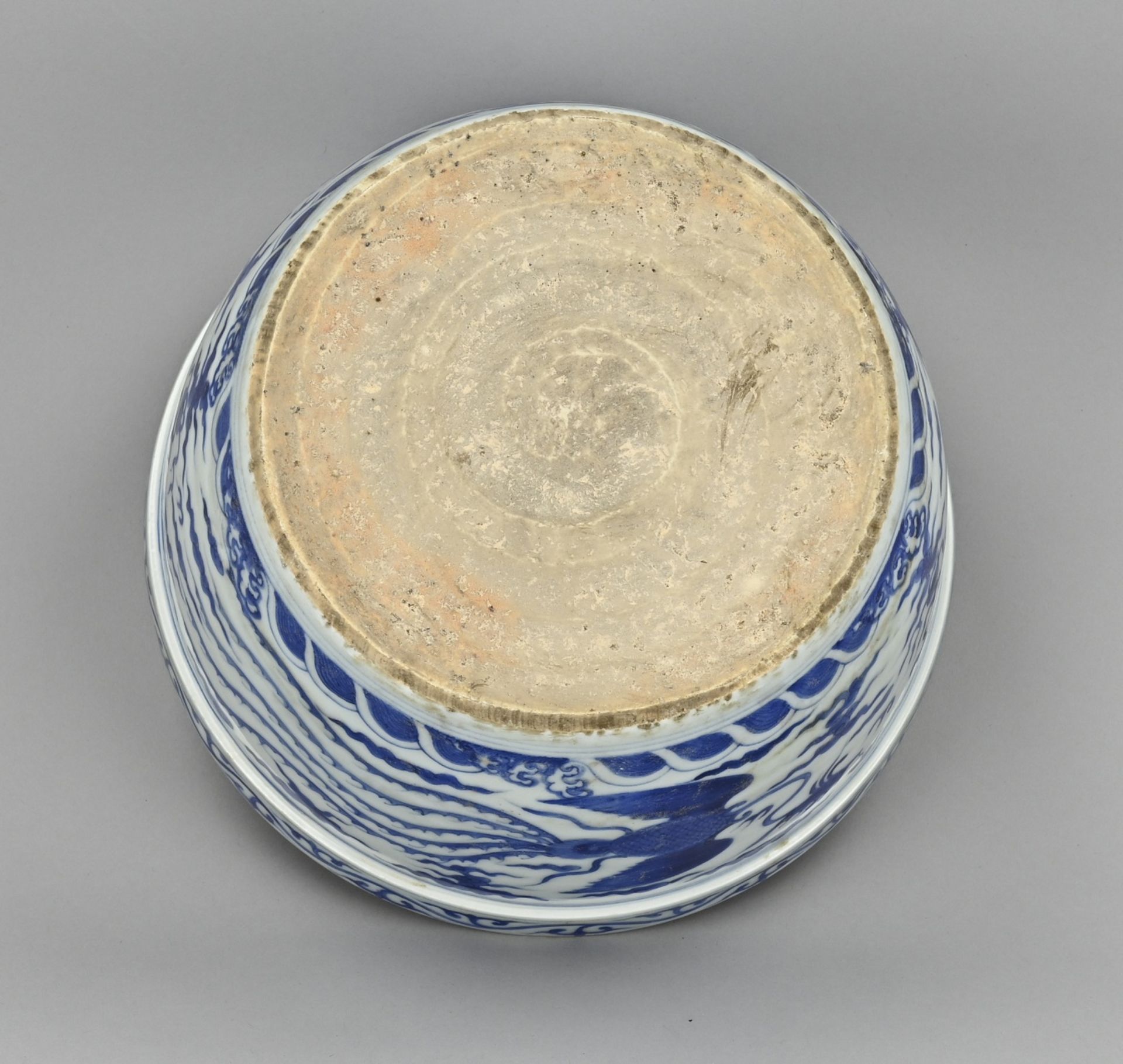 Chinese bowl with dragon Ã˜ 27.2 cm. - Bild 2 aus 2
