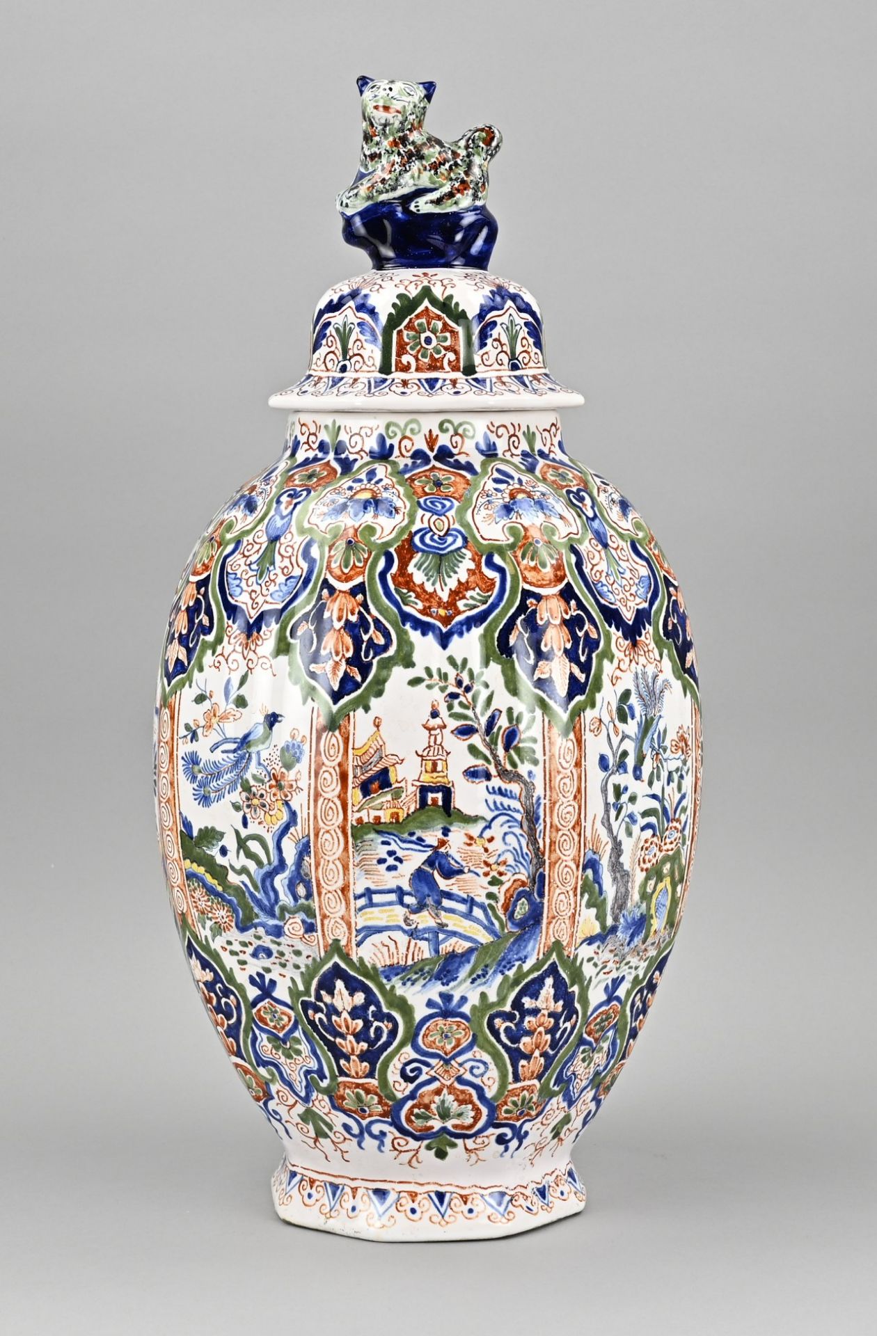 Antique Delft vase with cover, H 47 cm.