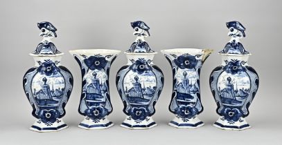 5-piece Delft cabinet set, H 24.5 - 35 cm.