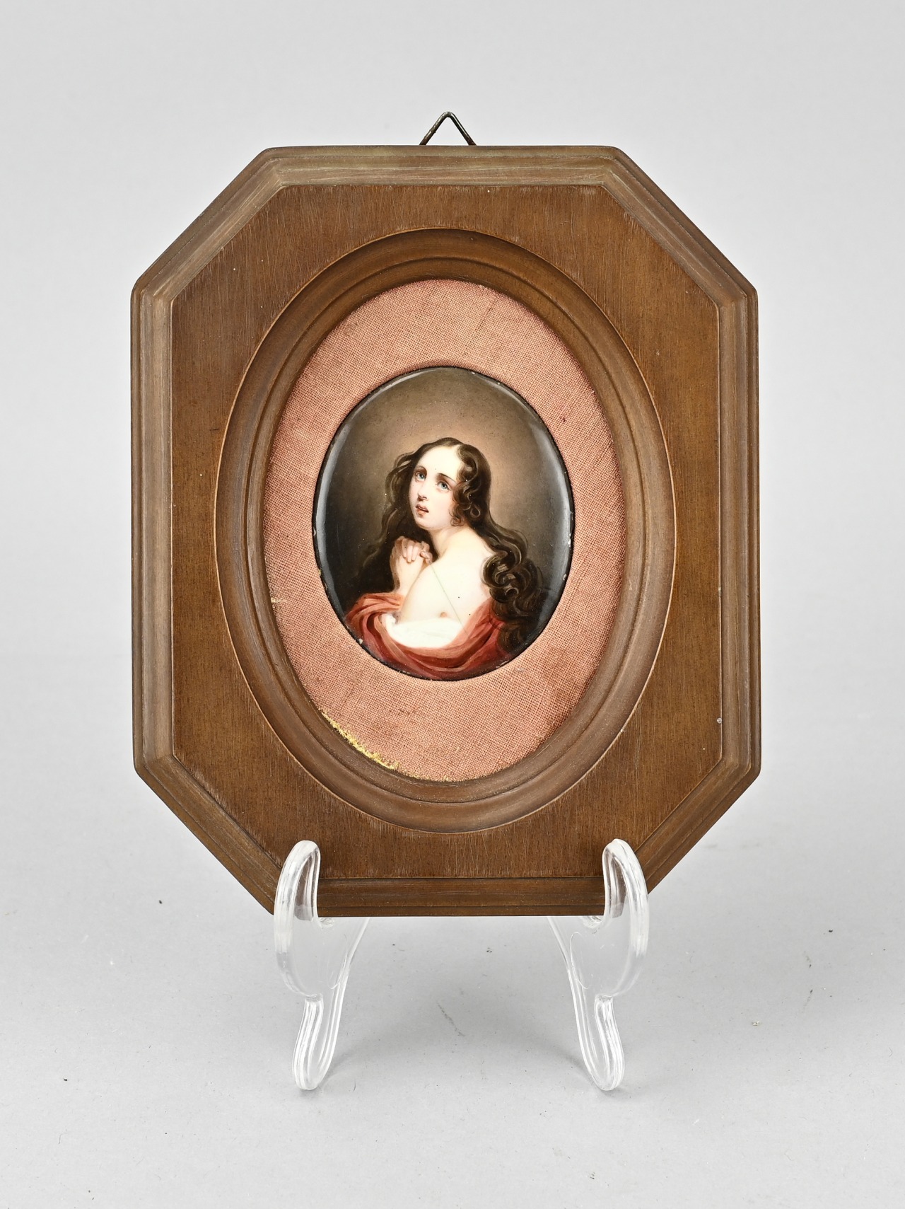 Porcelain medallion with portrait