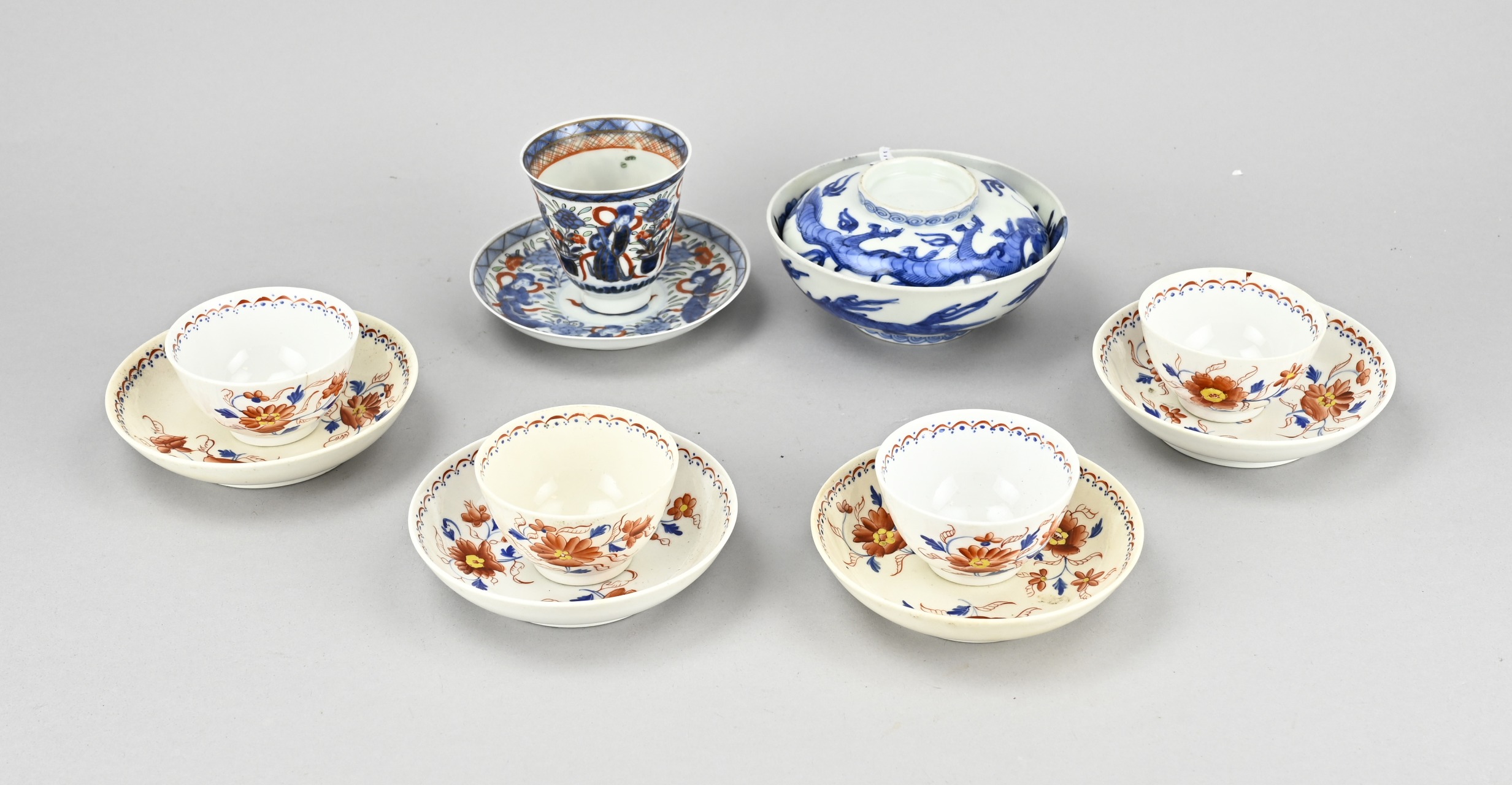 Lot of porcelain (12x)