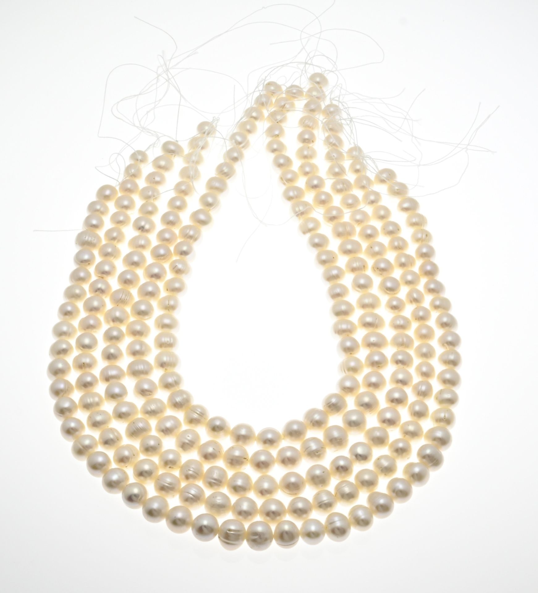 5 Freshwater pearl necklaces