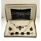 Safari 'custom jewelry' jewelry set