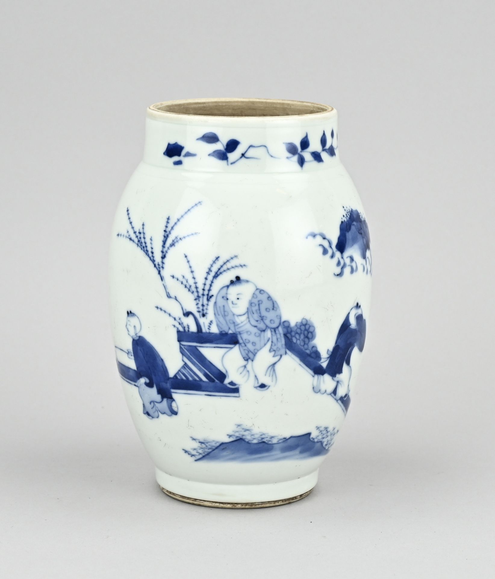 Chinese vase, H 18 cm.