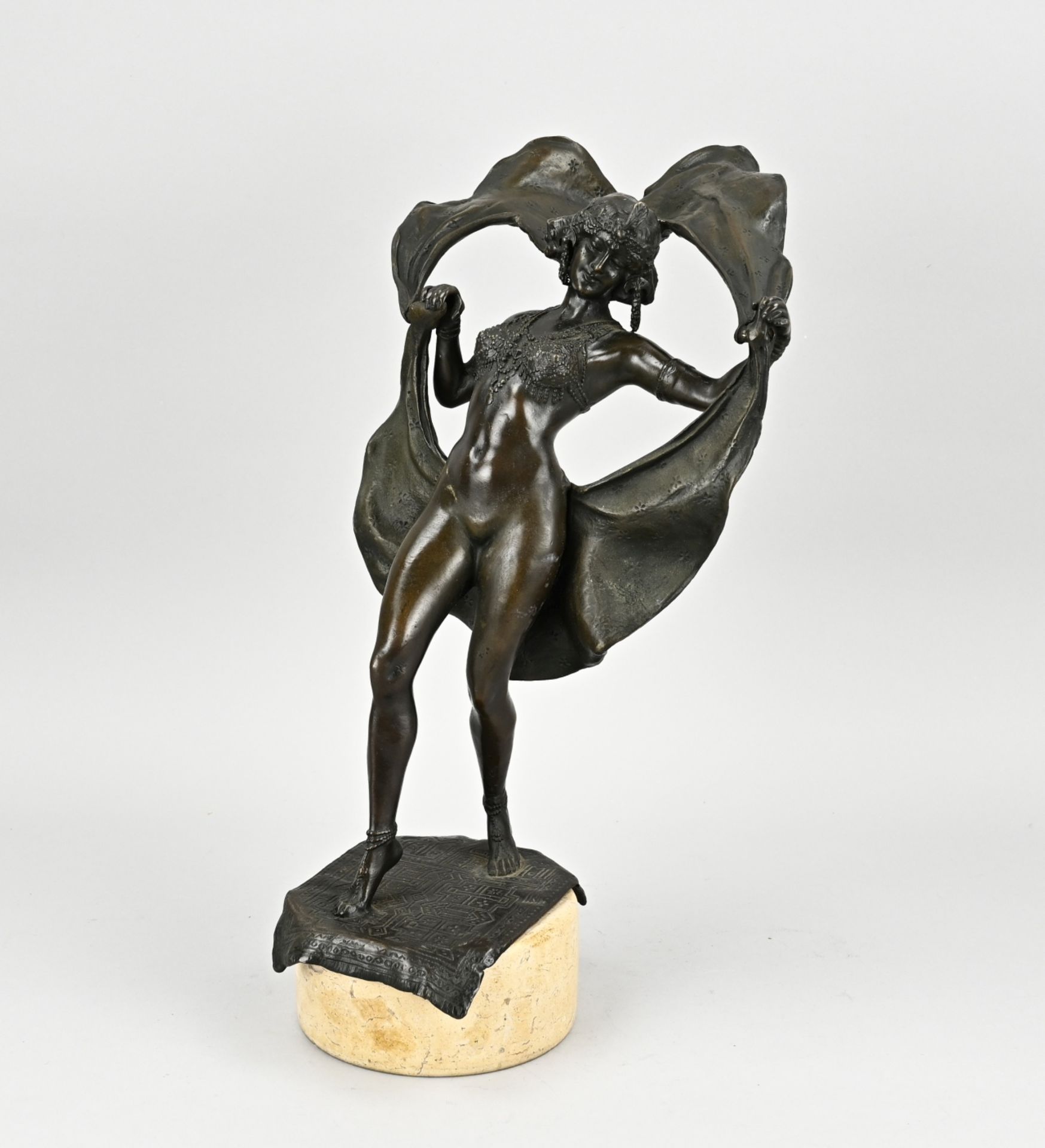 Bronze statue, Erotic lady figure - Image 2 of 2