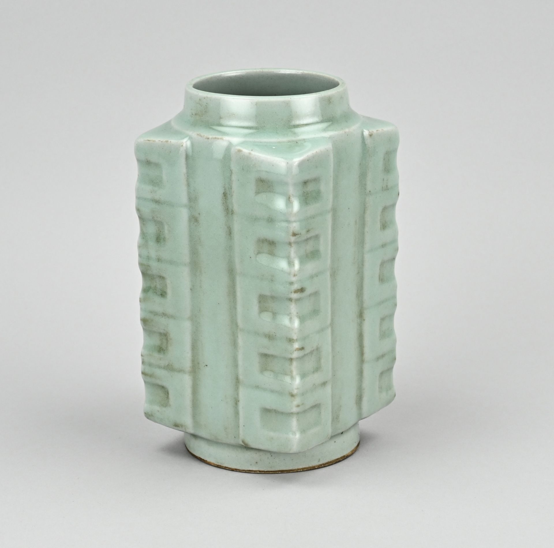 Chinese celadon vase, H 18.2 cm. - Bild 2 aus 3