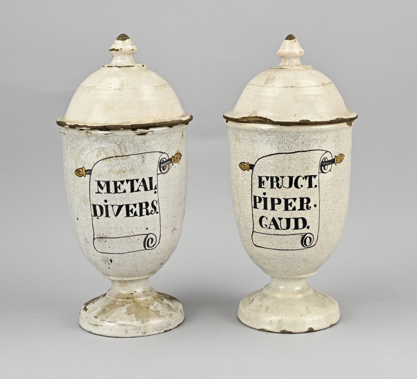 2x Apothecary jar