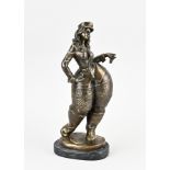 Bronze statue, Woman with cap